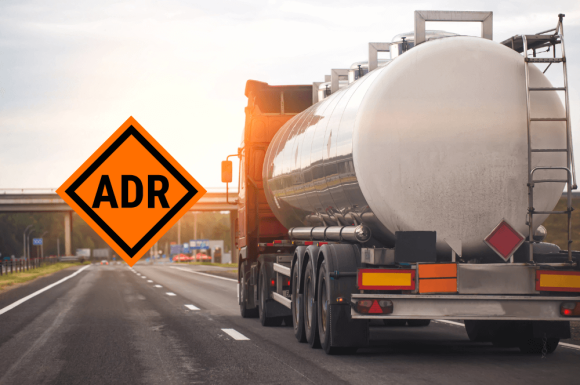 Kurs dla kierowców przewożących towary niebezpieczne – ADR